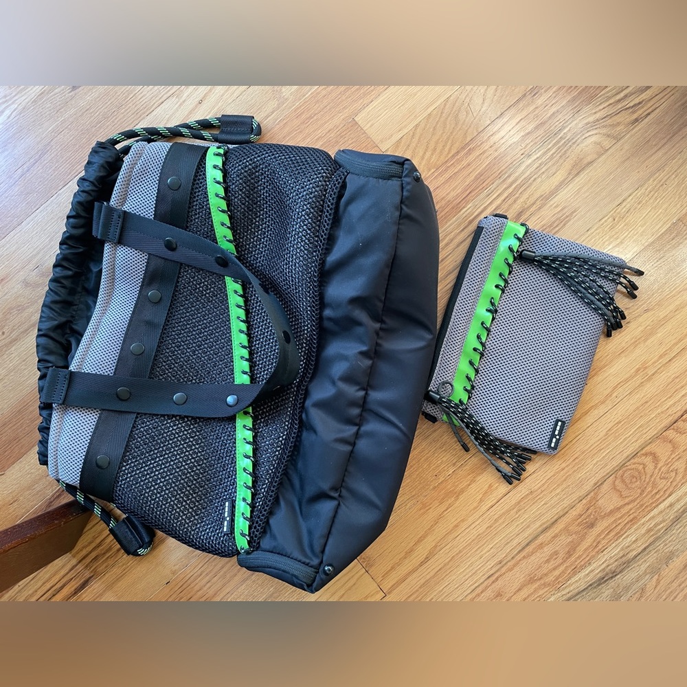 Go Dash Dot Gym/Travel Bag